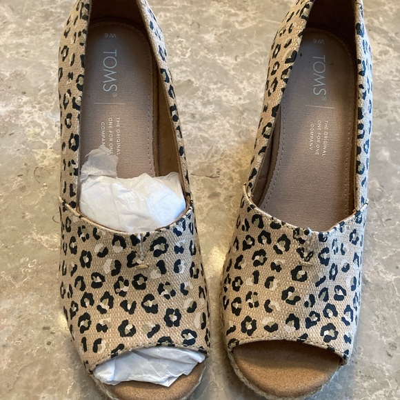 Women’s Toms Michelle cheetah wedge tan Size 6 - Picture 1 of 4
